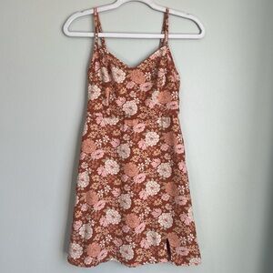 Hollister mini floral dress size XS.